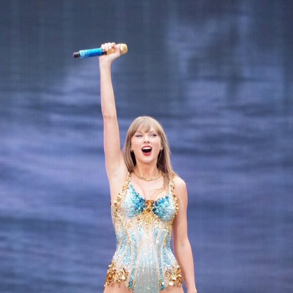 Taylor Swift donne son premier concert à Londres au stade de Wembley, dans le cadre de la tournée Eras Tour. Ian West/PA Wire