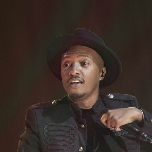 Dans une interview à RTL, Soprano a révélé refuser le superflu, et s'est aussi confié sur ses névroses.

Le chanteur Soprano en concert à Nice, le 5 décembre 2017. Syspeo.c/ANDBZ/ABACAPRESS.COM