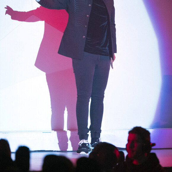 Les névroses de Soprano noircissent son quotidien, au point de le faire tomber en dépression...
Le chanteur Soprano en concert à Nice, le 5 décembre 2017. Syspeo.c/ANDBZ/ABACAPRESS.COM