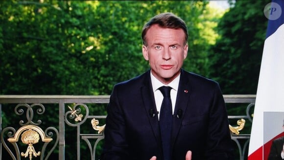 Après les résultats des élections européennes, Emmanuel Macron a décidé de dissoudre l'Assemblée nationale
Allocution télévisée d'Emmanuel Macron
