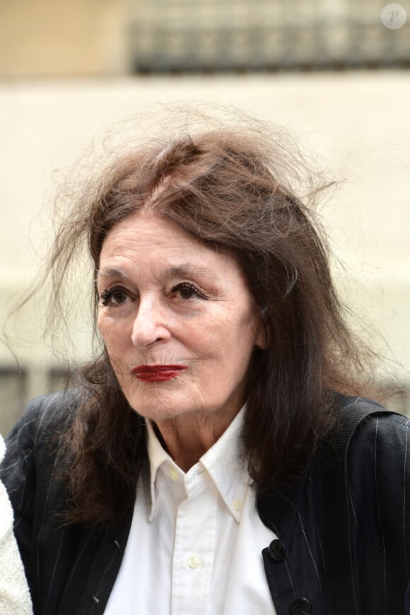 Anouk Aimée - Mariage de Claude Lelouch à la mairie du 18ème à Paris. Le 17 juin 2023