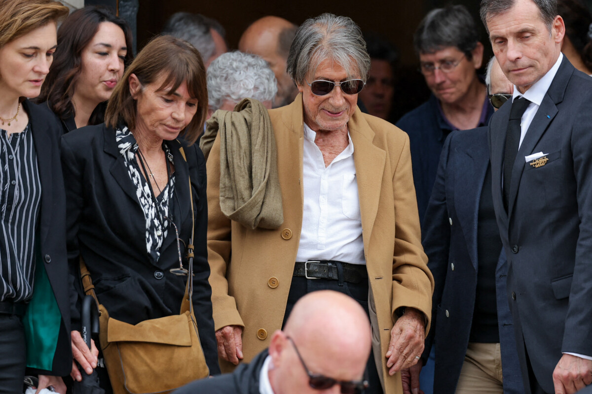 Photo : Jacques Dutronc et sa compagne Sylvie Duval - Sortie des