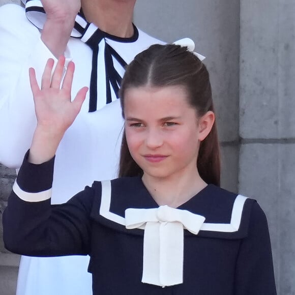 Catherine Kate Middleton, princesse de Galles, la princesse Charlotte - Les membres de la famille royale britannique au balcon du Palais de Buckingham lors de la parade militaire "Trooping the Colour" à Londres le 15 juin 2024 © Julien Burton / Bestimage 