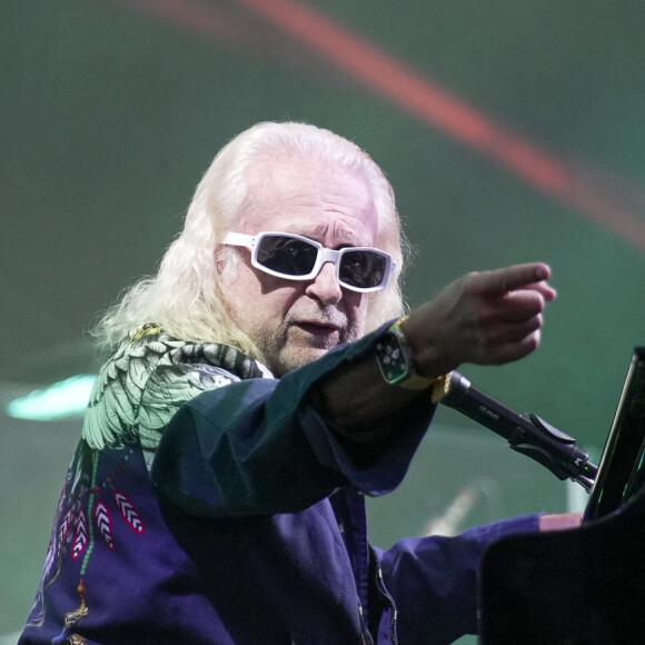 Michel Polnareff en concert lors du festival du Printemps de Pérouge au Château de Saint-Exupéry à Saint-Maurice de Rémens. Le 28 juin 2023 © Sandrine Thesillat / Panoramic / Bestimage