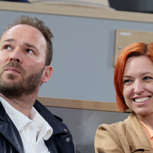 Natasha St-Pier et son compagnon Vincent Bidal dans les tribunes lors des Internationaux de France de tennis de Roland Garros 2024 à Paris, France, le 28 mai 2024. © Jacovides-Moreau/Bestimage 