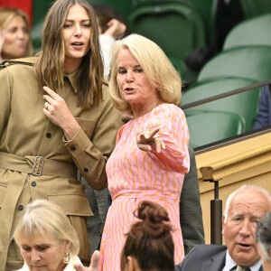 Maria Sharapova et son fiancé Alexander Gilkes assistent au tournoi de tennis de Wimbledon (24 juin - 14 juillet 2024) à Londres, le 3 juillet 2024. © Chryslene Caillaud / Panoramic / Bestimage