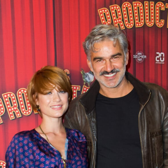 François Vincentelli et sa compagne Alice Dufour (enceinte) - Soirée de gala à l'occasion de la première de la pièce "Les producteurs" au Théâtre de Paris à Paris. Le 2 décembre 2021 © Christophe Clovis / Bestimage