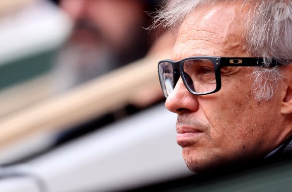 Paul Belmondo - Les célébrités dans les tribunes des Internationaux de France de tennis de Roland Garros 2024 à Paris. Le 5 juin 2024. © Jacovides-Moreau/Bestimage