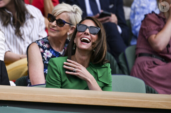 Elle s'y rendait avant même son mariage avec William en 2011...
Catherine Princesse de Galles. Finale masculine du championnat de Wimbledon, Londres, Royaume-Uni, 16 juillet 2023. Photo par Marc Aspland/The Times/News Licensing/ABACAPRESS.COM