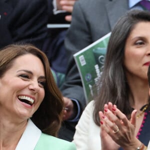 Kate Middleton, la princesse de Galles avec Roger Federer et son épouse Mirka, dans la loge royale lors de la deuxième journée des championnats de tennis de Wimbledon à Londres, Royaume-Uni, le 04 juillet 2023. Photo par Stephen Lock / i-Images/ABACAPRESS.COM