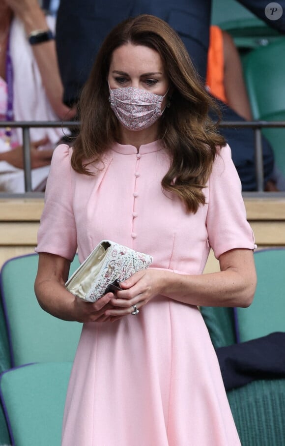 La duchesse de Cambridge assiste à la finale du simple messieurs lors de la treizième journée des championnats de tennis de Wimbledon à Londres, au Royaume-Uni, le 11 juillet ? 2021. Photo par Stephen Lock / i-Images /ABACAPRESS.COM