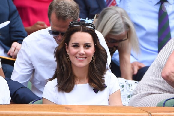 Kate et William duc et duchesse de Cambridge lors de la finale masculine des championnats de Wimbledon au All England Lawn Tennis and Croquet Club, Wimbledon, Londres, Royaume-Uni, le 16 juillet 2017. Photo par Corinne Dubreuil/ABACAPRESS.COM