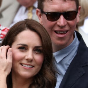 SAR la duchesse de Cambridge apprécie le tennis dans la loge royale lors de la première journée du championnat de Wimbledon 2017, à Londres, au Royaume-Uni, le 3 juillet 2017. Photo par Hugo Philpott/UPI/ABACAPRESS.COM