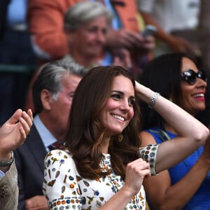 La duchesse de Cambridge regarde la finale masculine des Championnats de Wimbledon 2016 à l'AELTC à Londres, Royaume-Uni, le 10 juillet 2016. Photo par Corinne Dubreuil/ABACAPRESS.COM