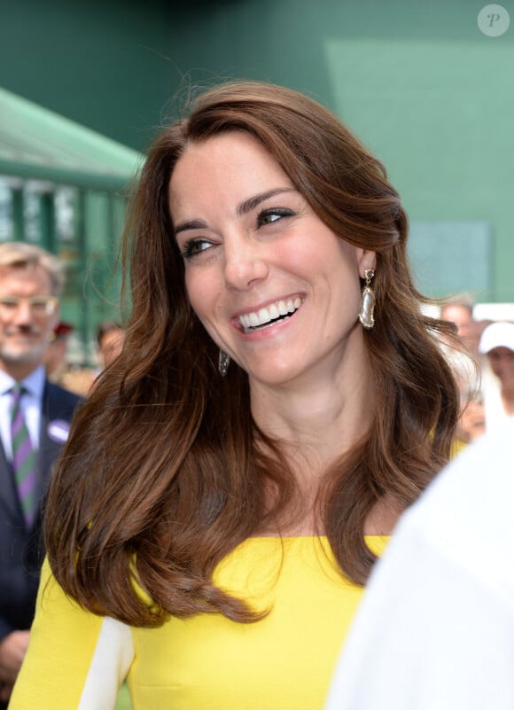 La duchesse de Cambridge lors d'une visite aux championnats de tennis sur gazon au All England Lawn Tennis Club à Wimbledon, Londres, Royaume-Uni, le 7 juillet 2016. Photo par Anthony Devlin/PA Wire/ABACAPRESS.COM