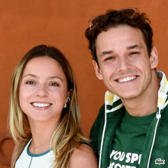 Marie-Camille Fabas et Théo Curin assistent aux Internationaux de France 2024 à Roland Garros le 9 juin 2024. ABACAPRESS.COM