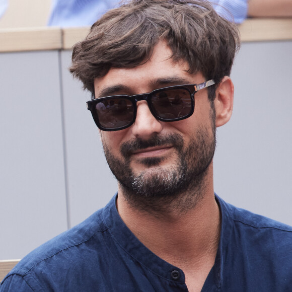Jérémy Frérot - Célébrités dans les tribunes des Internationaux de France de tennis de Roland Garros 2024 à Paris. Le 5 juin 2024 © Moreau-Jacovides / Bestimage 