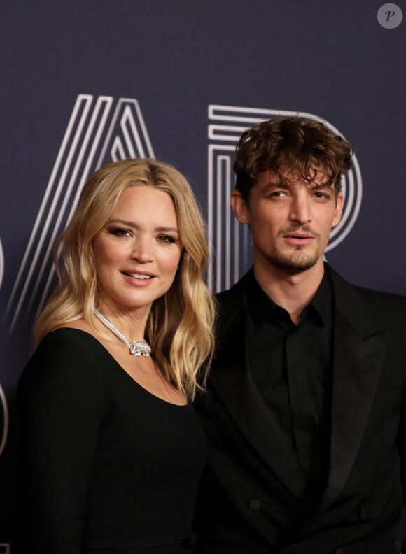 Virginie Efira et son compagnon Niels Schneider lors de la 47ème édition de la cérémonie des César à l'Olympia à Paris, le 25 février 2022