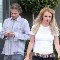 Britney Spears : Blessée au bras, elle prend malgré tout du bon temps avec son Jason !