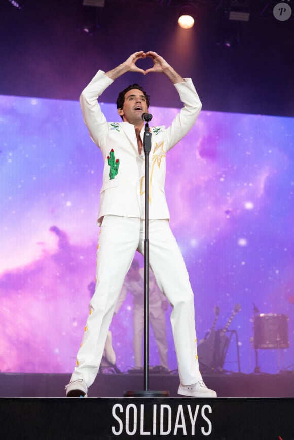 Mais Mika a su rebondir !
Mika en concert sur la scène du festival Solidays à Paris le 29 juin 2024. © Jeremy Melloul / Bestimage 