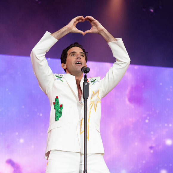 Mais Mika a su rebondir !
Mika en concert sur la scène du festival Solidays à Paris le 29 juin 2024. © Jeremy Melloul / Bestimage 