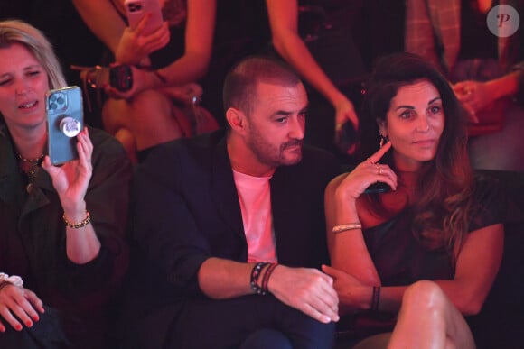 C'est en 2022 que les amoureux ont accueilli leur premier enfant ensemble : Léo. 
Cyril Lignac et Déborah - Front Row du défilé Etam Live Show 2023 au Palace à Paris le 26 septembre 2023. © Veeren / Bestimage