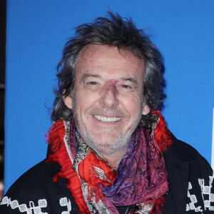 Si Jean-Luc Reichmann n'a pas donné son identité, il a toutefois précisé qu'il s'agissait ''d'un des plus grands'' champions du jeu...
Jean-Luc Reichmann assiste au photocall "Johnny Hallyday, L'Exposition" à Paris Expo Porte de Versailles, le 21 décembre 2023. Jérôme Dominé/ABACAPRESS.COM