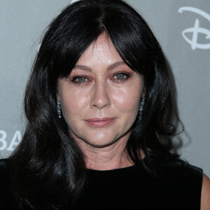 L'actrice, décédée ce jeudi 13 juillet 2024, avait des tumeurs dans le cerveau et dans les os.
Shannen Doherty assiste au gala 2015 de Baby2Baby à 3LABS le 14 novembre 2015. Faye Sadou/MediaPunch/ABACAPRESS.COM