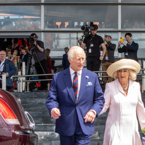 Le roi Charles III et la reine Camilla (Le roi Charles III d'Angleterre et Camilla Parker Bowles, reine consort d'Angleterre) visitent le Senedd à Cardiff pour célébrer les 25 ans du Parlement gallois. Le 11 juillet 2024 © Cover Images via ZUMA Press/Bestimage