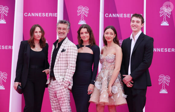 Vanessa Demouy, Stephane Blancafort, Julie Sassoust, Zoi Severin, Loan Becmont - Soirée d'ouverture de la 7ème saison de "CanneSeries" à Cannes le 5 avril 2024. © Denis Guignebourg/Bestimage 