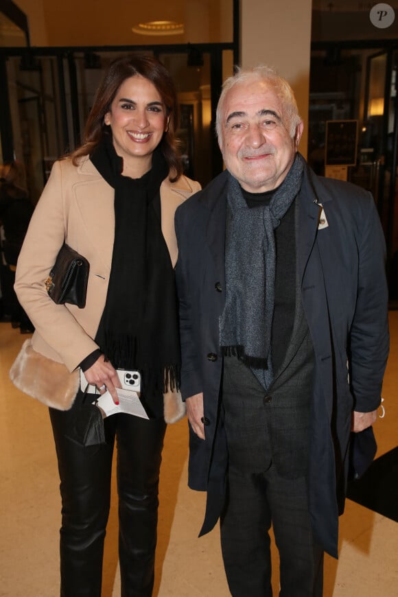 Le Chef Guy Savoy et sa compagne la journaliste Sonia Mabrouk - Laurent Gerra joue son spectacle "Sans Modération", Salle Pleyel à Paris le 09 janvier 2022 © Bertrand Rindoff Petroff / Bestimage 