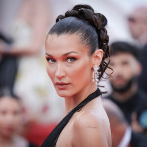 Bella Hadid se retrouve au coeur d'une nouvelle polémique.
Bella Hadid assiste au tapis rouge de "L'Amour Ouf" au 77e Festival de Cannes au Palais des Festivals. David Boyer/ABACAPRESS.COM