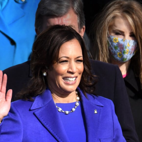 Kamala Harris est l'actuelle vice-présidente des États-Unis
Kamala Harris, son mari Douglas Emhoff, Joe Biden - Cérémonie d'investiture de Joe Biden , président des Etats-Unis et de Kamala Harris, vice-présidente à Washington. © Carol Guzy/ZUMA Wire / Bestimage 