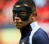 "Merci de m'avoir donné une vidéo pour te vanner à Madrid Kylian", lance un autre
 
Kylian Mbappé - Echauffement des joueurs de France - L'équipe de France l'emporte sur le Portugal (0-0, 5-3 tab) en quart de finale de l'Euro 2024 au stade Volksparkstadion à Hambourg le 5 juillet 2024. © Elyxandro Cegarra / Panoramic / Bestimage