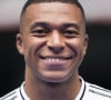 "Il a mis en place un système qui ressemble un peu au nôtre, avec sa maman qui gère beaucoup de choses. Ils ont décidé de ne pas engager trop de personnes pour s'occuper de tous les à-côtés"
Archives : Kylian Mbappe