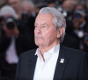 Avoir classé sans suite la procédure ouverte
Alain Delon - Montée des marches du film "A Hidden Life" lors du 72ème Festival International du Film de Cannes. Le 19 mai 2019 