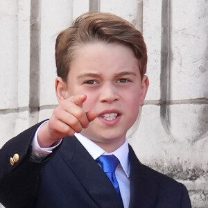 Le prince George - Les membres de la famille royale britannique au balcon du Palais de Buckingham lors de la parade militaire "Trooping the Colour" à Londres le 15 juin 2024 © Julien Burton / Bestimage 