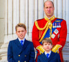 Il a écrit pour MailOnline : "Souvent, il [Will] passe du temps avec son fils aîné George, en tête-à-tête, et il semble se réjouir de montrer leur lien étroit au monde entier"
Archives : Prince William, Georges et Louis