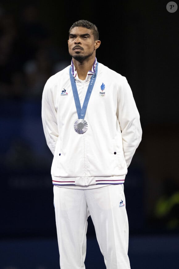 Yannick Borel remporte la médaille d'argent en epée individuelle après s'être incliné en finale contre le Japonais Koki Kano, N.3 mondial (15 touches à 9) lors des Jeux Olympiques de Paris 2024 (JO) à Paris le 28 juillet 2024. © Dominique Jacovides-Pierre Perusseau/Bestimage 