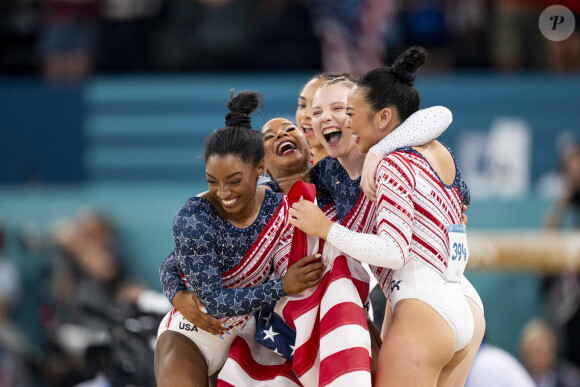 Le 30 juillet 2024, Simone Biles a remporté la médaille d'or par équipe en gymnastique artistique dans le cadre des JO de Paris !
Simone Biles - Célébrités assistent aux épreuves de gymnastique lors des Jeux Olympiques de Paris 2024 (JO) au Palais omnisports Bercy Arena, à Paris, France, le 30 juillet 2024. © Jacovides-Perusseau/Bestimage