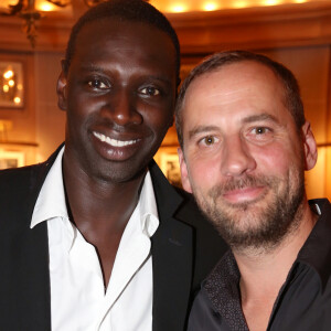 "Il m'accusait d'avoir changé alors que..."
Omar Sy, Fred Testot - Exclusif - Tony Parker et sa fiancee Axelle Francine se rendent a un cocktail au restaurant de Paul Bocuse L'auberge du Pont de Collonges.