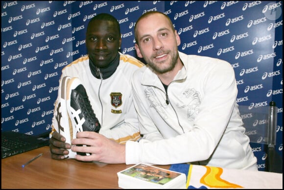 L'acteur d'"Intouchables" en parlait en avril dans son livre "Viens on se parle".
Archives - Omar Sy et Fred Testot.