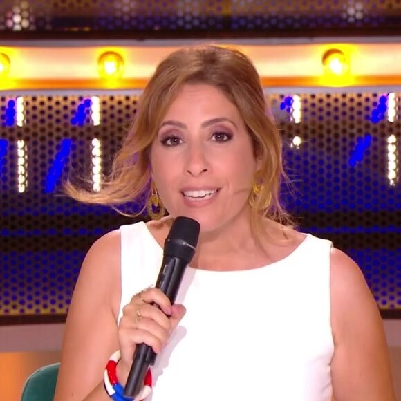 Face aux critiques, Léa Salamé remanie son émission "Quels jeux !"
Léa Salamé sur le plateau de "Quels jeux !"