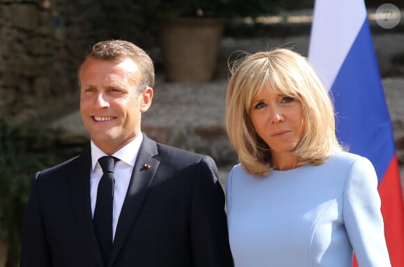 Le président Emmanuel Macron, la première dame Brigitte Macron au fort de Brégançon le 19 août 2019. © Dominique Jacovides / Bestimage 