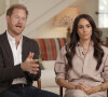 Un nouveau voyage qui fait couler beaucoup d'encre.
Le prince Harry, duc de Sussex et Meghan Markle, duchesse de Sussex, lors d'une interview pour l'émission CBS News Sunday Morning.