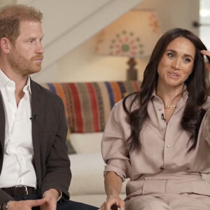 Certaines régions de la nation étant à éviter en raison de l'insécurité, les Sussex pourront bénéficier d'un service de sécurité complet.
Le prince Harry, duc de Sussex et Meghan Markle, duchesse de Sussex, lors d'une interview pour l'émission CBS News Sunday Morning, diffusée le 4 août 2024.