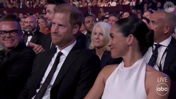 Le prince Harry, duc de Sussex et Meghan Markle, duchesse de Sussex, lors de la cérémonie des "ESPY Awards 2024" à Los Angeles, le 11 juillet 2024. 