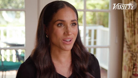 Meghan Markle révèle son goût prononcé pour le Scrabble dans une vidéo pour le magazine "Variety".