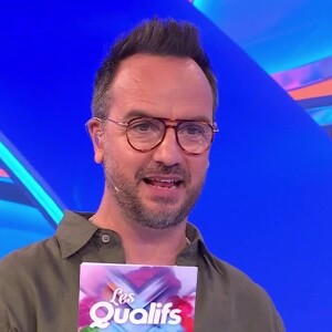 Jarry a décidé de quitter la présentation du jeu "Tout le monde veut prendre sa place" sur France 2
Jarry sur le plateau de "Tout le monde veut prendre sa place"