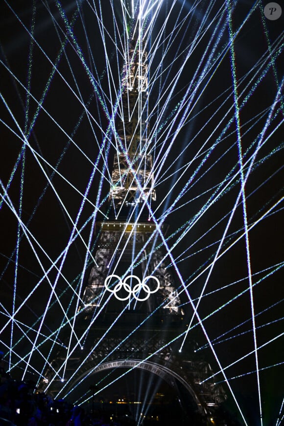 Tour Eiffel - Cérémonie d'ouverture des Jeux Olympiques (JO) de Paris 2024 le 26 juillet 2024.